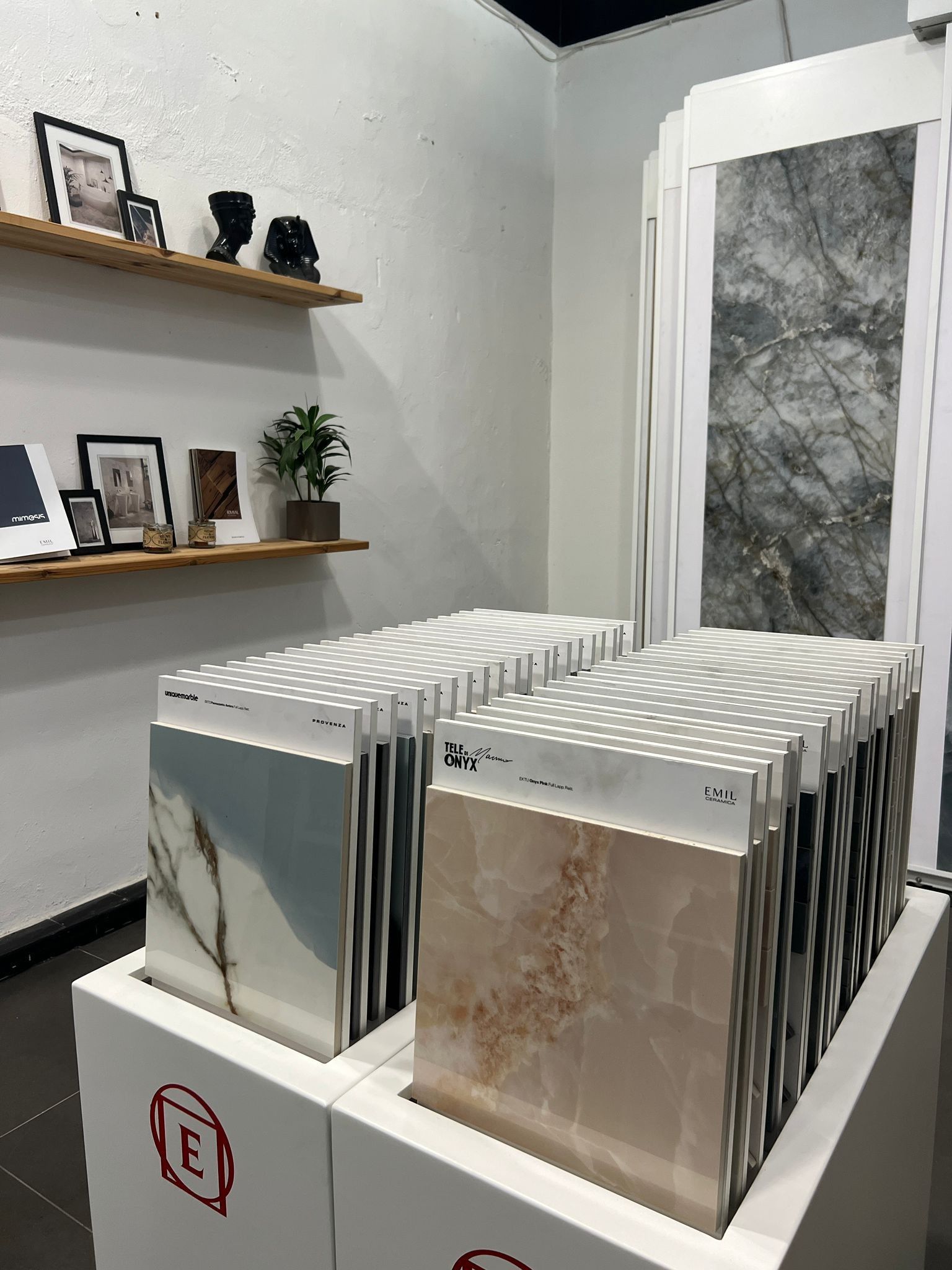 Porcelanato brilhante - Emil Cerámica