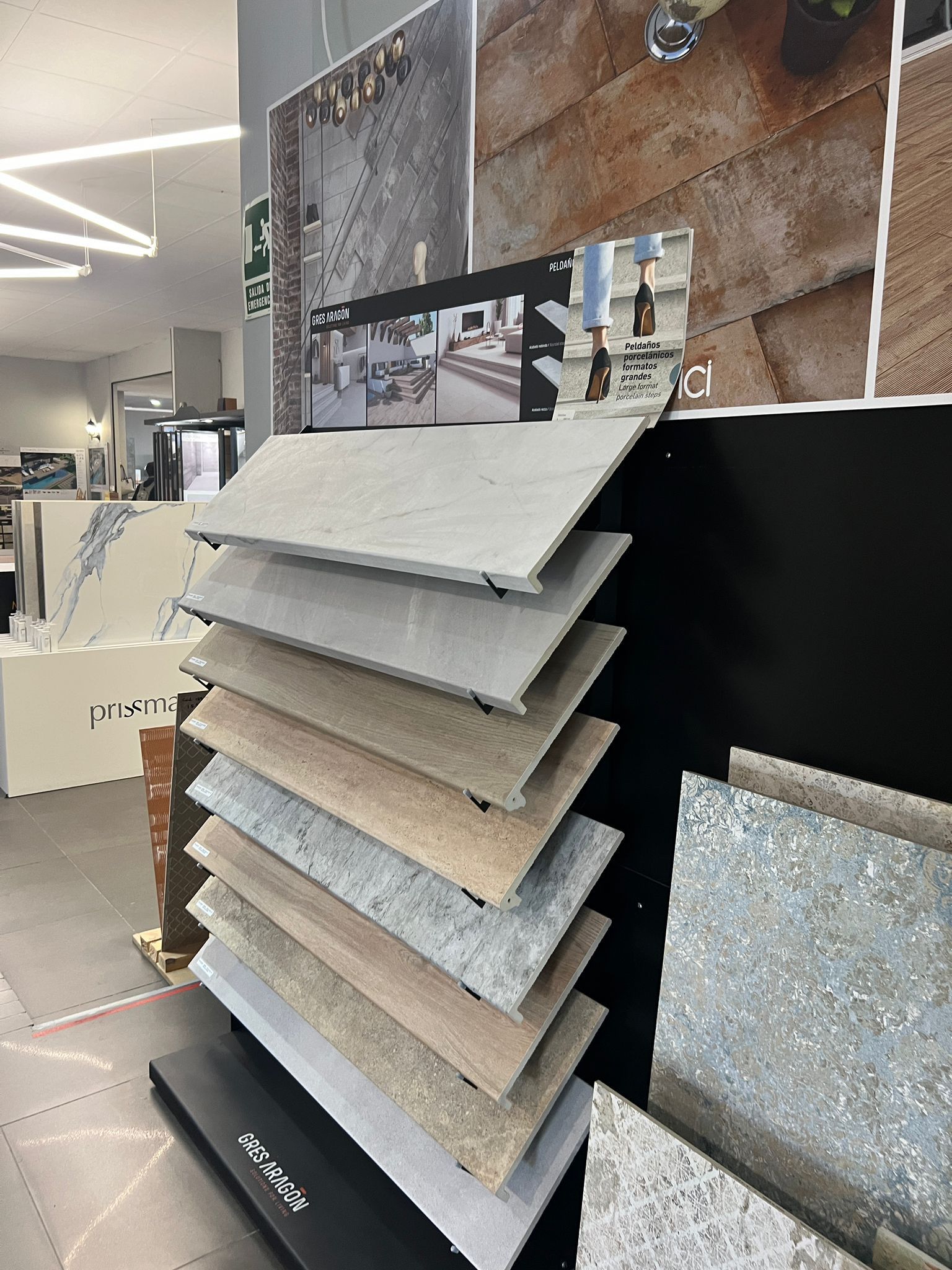 Peldaños Gres cerámicos para escaleras de interior y exterior