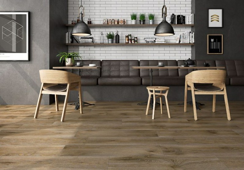 Porcelain stoneware wood effect