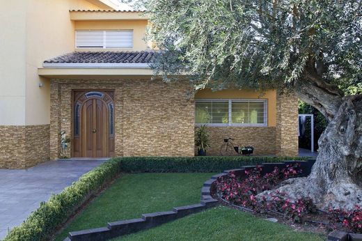 ¿Qué material debería utilizar para revestir  mi fachada?