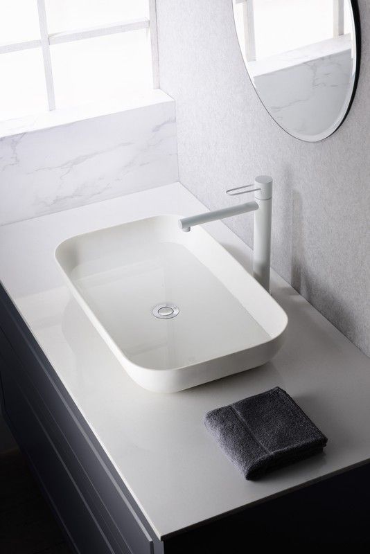 Chrom oder farbiger Wasserhahn?
