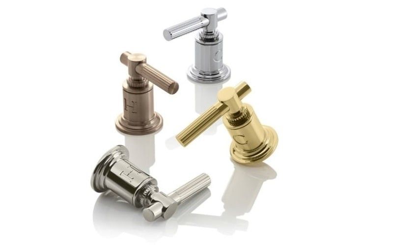 Consejos a la hora de elegir el color del grifo y accesorios de baños