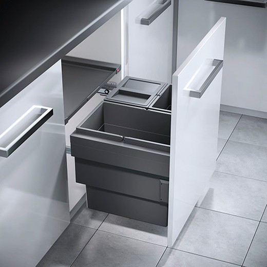 Synchro 600 mm under-sink container. 3 containers