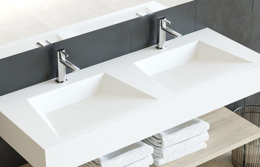 Solid countertop with central Manhattan double sink, skirt and supports