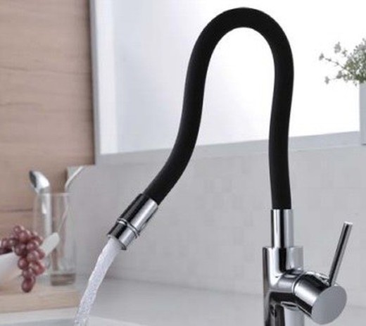 Robinet cuisine flexible Verona noir — Azulejossola