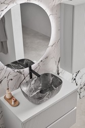 Mueble Etna 2 cajones suspendidos con encimera y lavabo sobre encimera mármol negro Sanchis