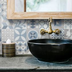 Piastrella adesiva Gaudí Vintage 22,86 cm x 22,86 cm The Smarttiles