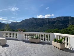 Classic baluster Versailles