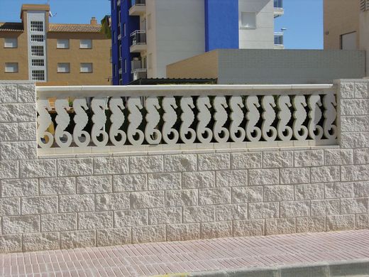 Balustre Plànol Semipolit Cavallet de mar Verniprens