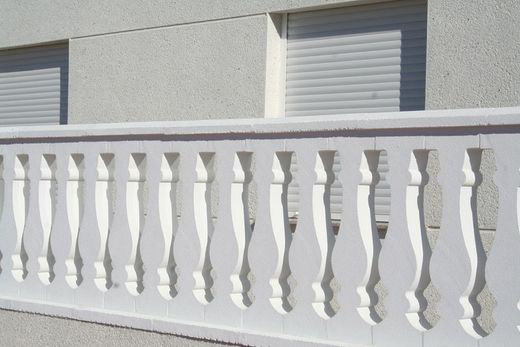 Balustre Plànol Semipolit Mallorca Verniprens