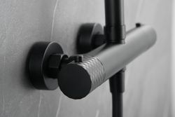 Termostatisk duschstång Genoa Matt svart BTG053/NG Imex