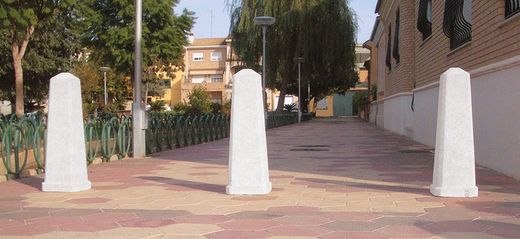 Verniprens Obelisk Słupek