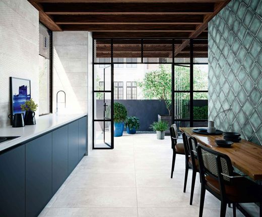 Metallic witte plaat tegeldoos 29,75x99,55cm 1,48m2 Aparici