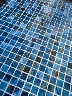 Caixa gresite 2,5x2,5 Inkfinity Mythos Itaca Mate antilliscant 2m2 20 peces Togama