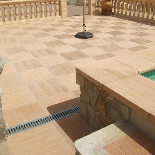 Azorerna Cherry Floor Box 50x50 4 st 1m2 / Verniprens låda