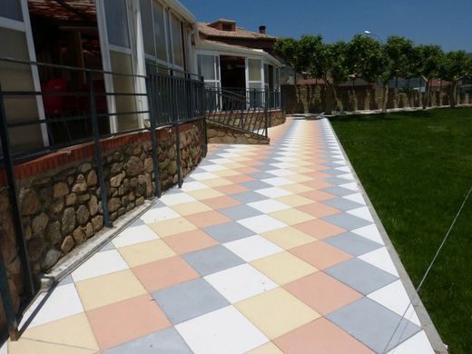 Loja White Flooring Box 50x50 4 pieces 1m2 / Verniprens box