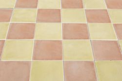 Loja Cream Flooring Box 50x50 4 st 1m2 / Verniprens låda