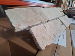 Scatola in pietra naturale medievale bianca 0,33 m2 Piedras de Galicia