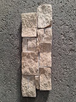 Gul Vild Medeltida Naturstenslåda 0,33m2 Piedras de Galicia