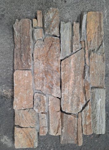 Natural Medieval Wild Multicolored Stone Box 0.33m2 Piedras de Galicia
