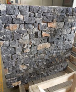 Natural Stone Box Medieval Volcano 0.33m2 Piedras de Galicia