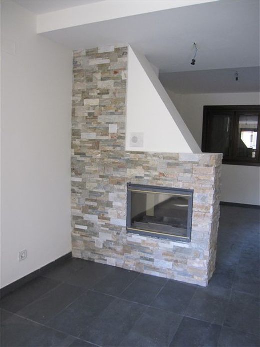 Vormontierte Steinbox Wandbild Eco Yellow Nordik 0,44m2 Piedras de Galicia