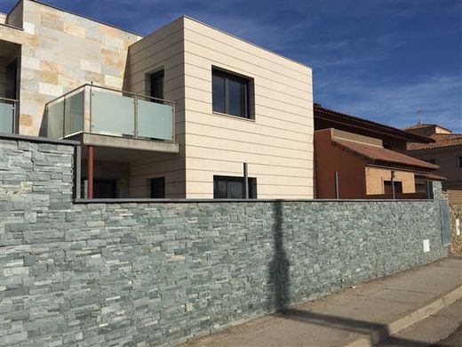 Vormontierte Steinwandbox Eco Grey 0,44 m2 Piedras de Galicia