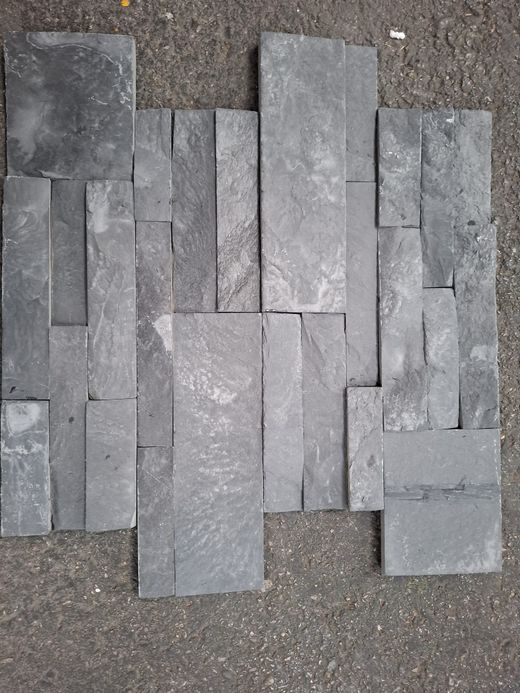 Προσυναρμολογημένο Stone Box Mural Eco Black 0,44m2 Piedras de Galicia