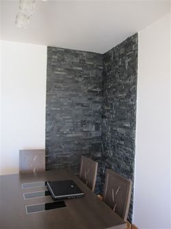 Förmonterad stenlåda Väggmålning Eco Black Polar 0,44m2 Piedras de Galicia