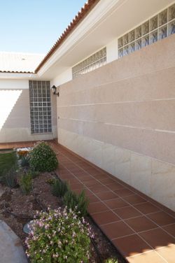 Scatola in porcellana naturale antiscivolo classica Mali 33x33 0,66m2/Gres Aragón scatola