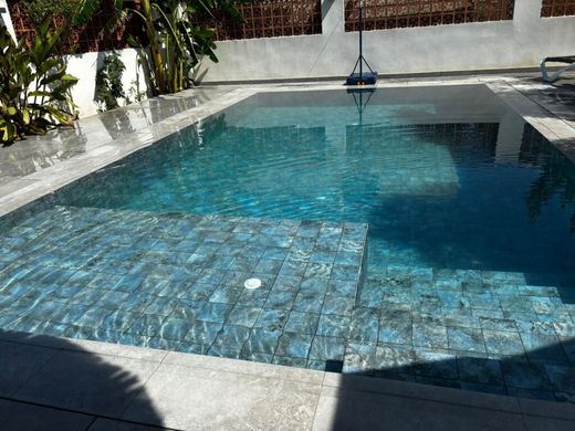 Porslinslåda Ocean Grön Grå Glans 15x15 0,72m2/Låda Gres Aragón