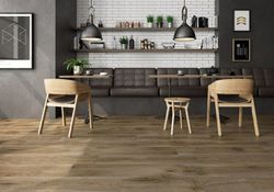 Outi Oak Porcelain Box 25X100 6 Pcs / Box 1,50 M2