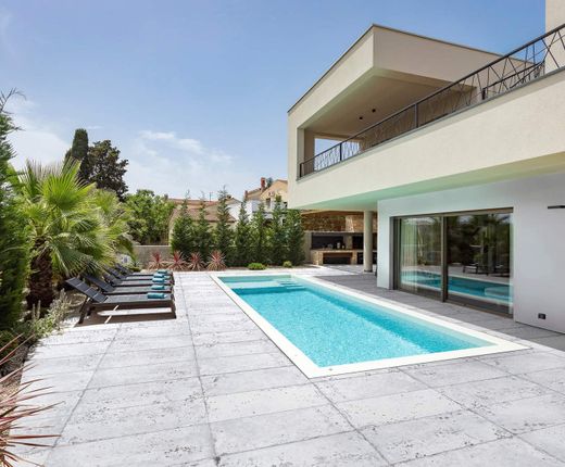 Vulcano Ice Rutschfeste Porzellanbox 49,75 x 99,55 cm 1,486 m2 Aparici