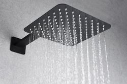 Svart Madeira inbyggd duschapparat. Imex