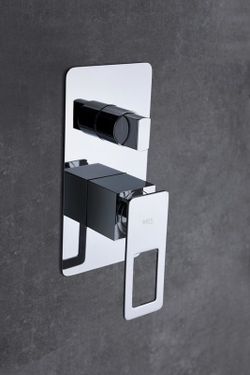 Conjunto de ducha empotrado Suecia cromo BDC032-6/CR Imex