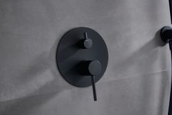 Conjunto de ducha monomando empotrado Monza negro mate  GPM039/NG Imex