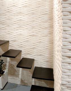 Utskjutande hörn Raw Atlas