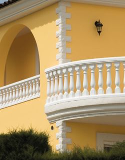 Utskjutande hörn av Pyrenéerna Blanco Verniprens