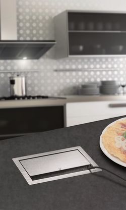 Flip top nätverk uttag rostfritt stål finish