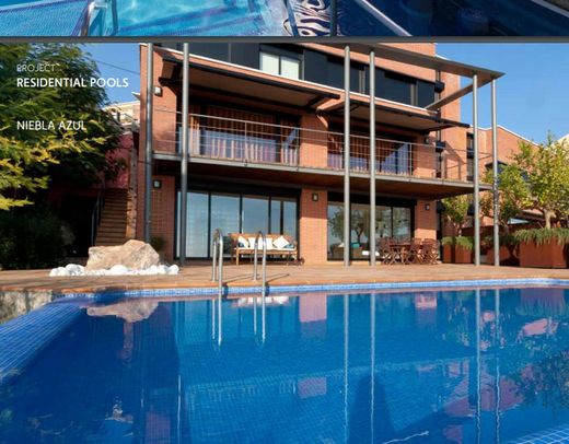 Πλαίσιο μηδενικού χρώματος σε λευκό μπλε πλέγμα 18 ματιών / 2m2 κουτί TOGAMA