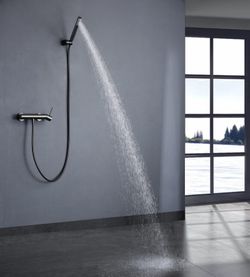 Monza svart pistol metall engrepps duschblandare BDM039-5BGM Imex