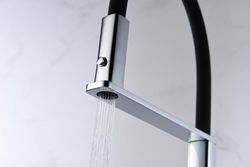 Grifería de cocina caño alto extraíble Menorca acabado cromado-negro Ref.GCE019 Imex