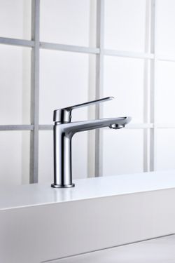 Torneira para lavatório Luxex cromada Imex