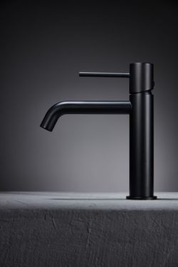 Monza matzwarte wastafelkraan BDM039-1NG Imex