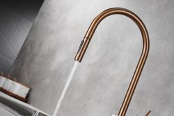 Wyciągana bateria kuchenna Berna szczotkowane różowe złoto Ref GCE026/ORC Imex