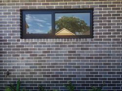 Pallet Maó caravista clínquer Timanfaya Blue 236x114x50mm 608 u.