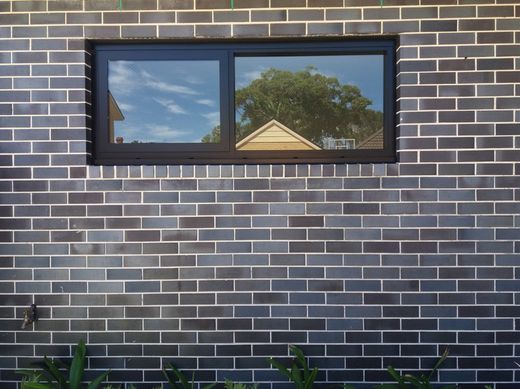 Pallet Maó caravista clínquer Timanfaya Blue 236x114x50mm 608 u.