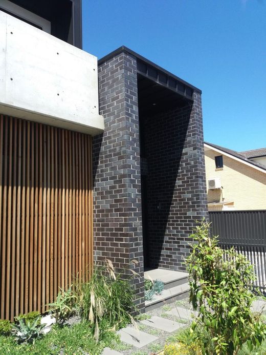 Pallet Maó caravista clínquer Timanfaya Blue 236x114x50mm 608 u.