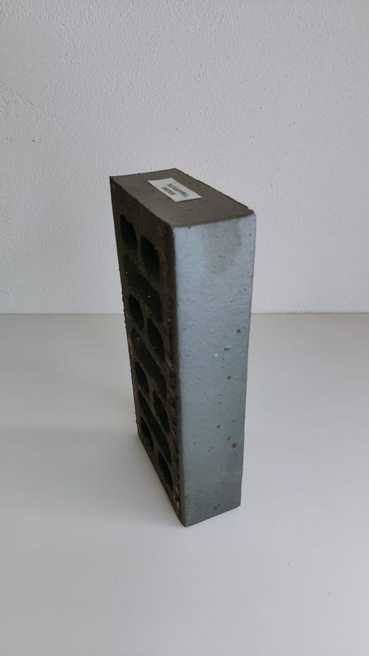 Pallet Maó caravista clínquer Timanfaya Blue 236x114x50mm 608 u.