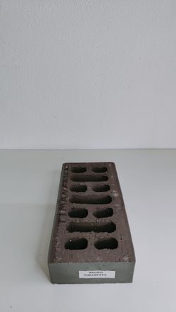 Pallet Maó caravista clínquer Timanfaya Blue 236x114x50mm 608 u.